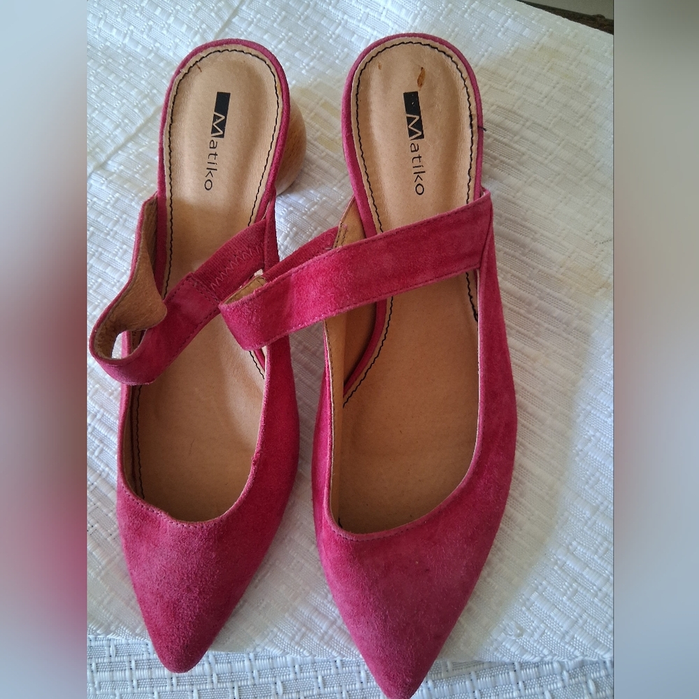 Matiko Pink Suede Mary Jane Flats